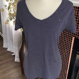 ~Tommy Hilfiger Short  Sleeve Polka Dot V Neck Top  Size Large